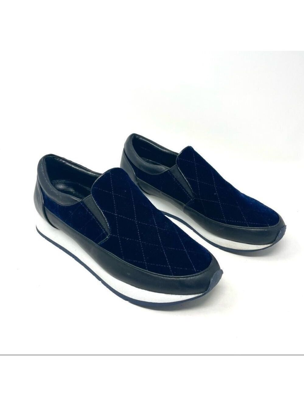 ** Donald J. Pliner Ronie Navy Velvet Diamond Quilt Slip-On Sneakers Size 5.5